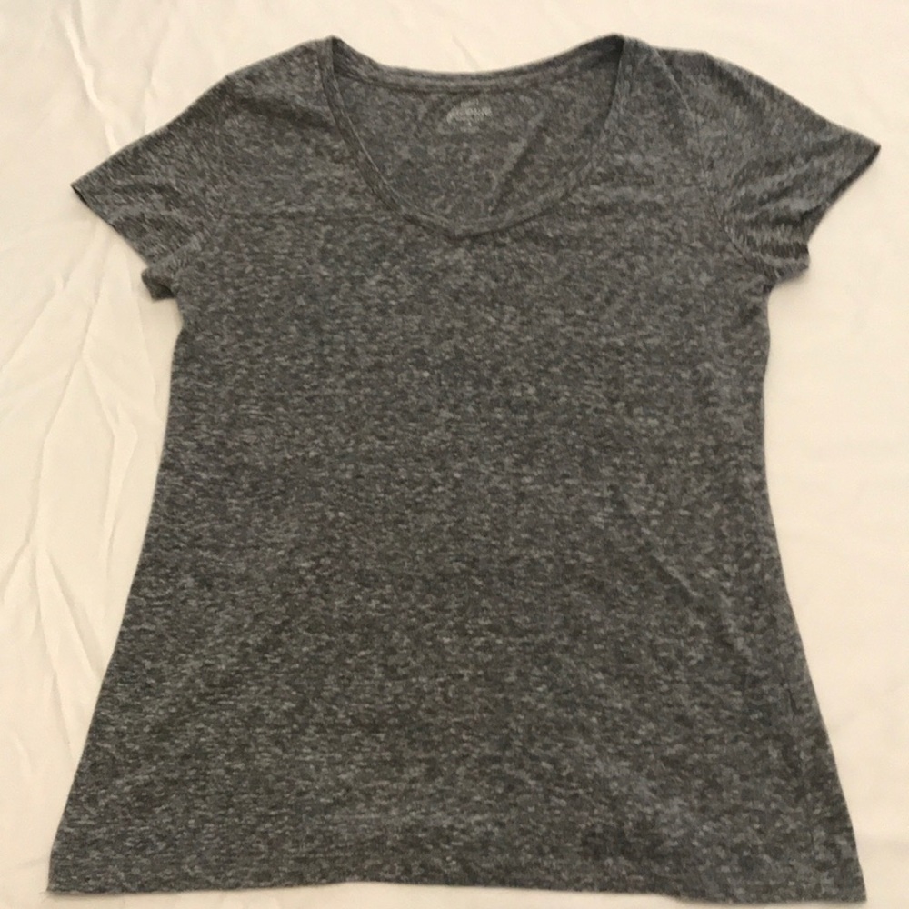 “Rue21” Favorite V neck tee